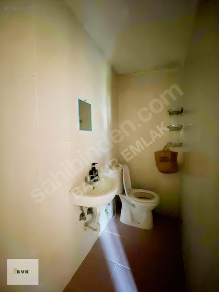 Sıra Mahallesinde Kiralık 1+1 Daire — fotoğraf 4