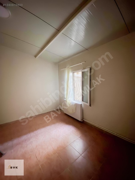 Sıra Mahallesinde Kiralık 1+1 Daire — fotoğraf 6