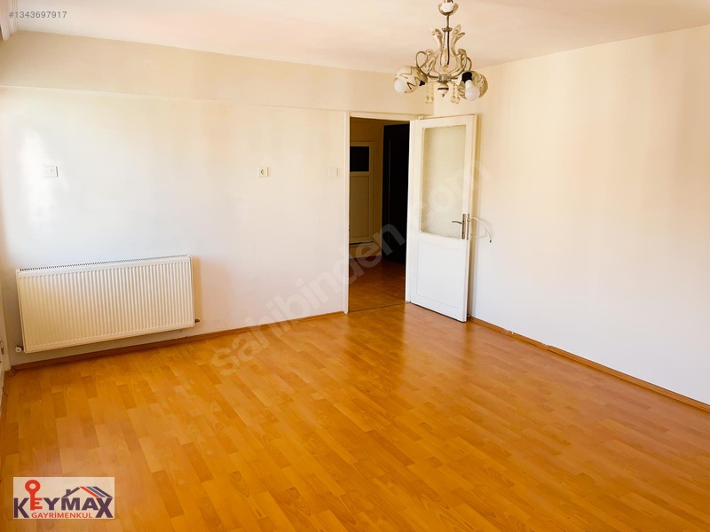 Yeşilyurt Vatan Mah'de Kilerli Çift Wcli Geniş Kiralık 3+1 Daire — fotoğraf 3
