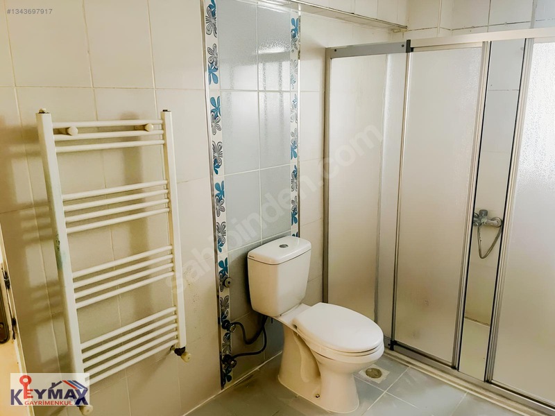 Yeşilyurt Vatan Mah'de Kilerli Çift Wcli Geniş Kiralık 3+1 Daire — fotoğraf 7