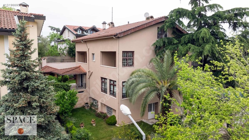 Levent'te Bahçe İçinde Satılık Müstakil Ev — fotoğraf 2