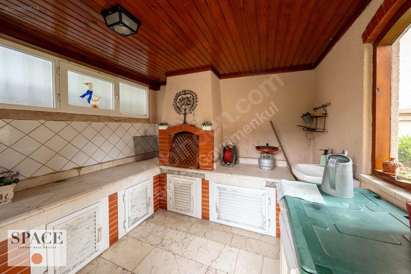 Levent'te Bahçe İçinde Satılık Müstakil Ev — fotoğraf 7