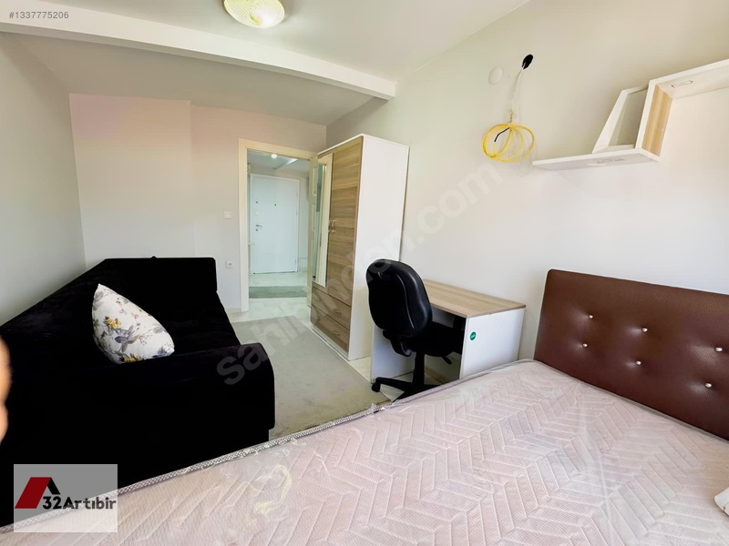 32 Artıbir Emlaktan İyaş Avm Civarı 2 +1 Apart Daire