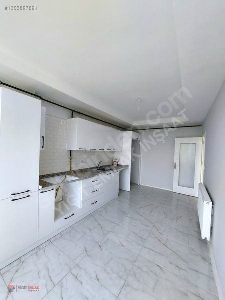 Yiğit Emlaktan Yatırıma Uygun Geniş 3+1 Satılık Daire — fotoğraf 10