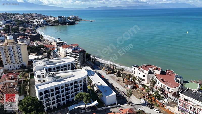 Realty World Efes Gayrimenkul'den Kuşadasında Satılık 1+1 Daire
