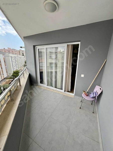 Beyazevler D/gazlı Balkonlu Az Katlı Yeni Bina 1+1 Kiralık — fotoğraf 10