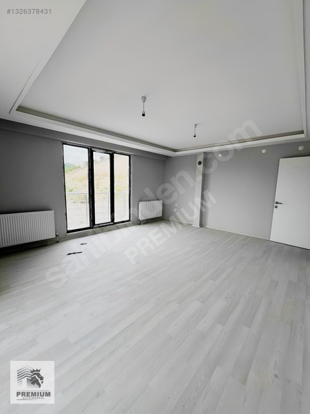 Kavallar'da Müstakil Garajlı Ultra Geniş Satılık 2+1 Daire — fotoğraf 2