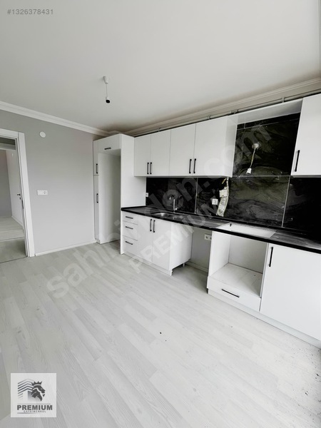 Kavallar'da Müstakil Garajlı Ultra Geniş Satılık 2+1 Daire — fotoğraf 9