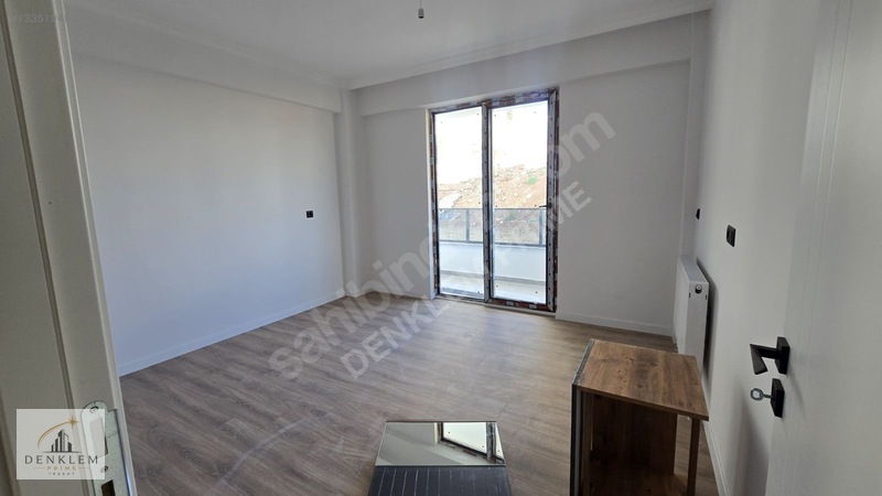 Bahçelievler Bahar & Bahar 1 Cadde Kesişimi Güney Doğu Sıfır 3+1 — fotoğraf 2