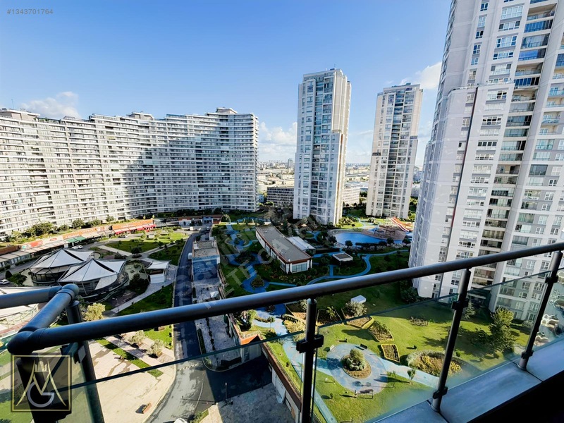 Ağaoğlu My World Europe Satılık 2+1 Büyük Tip 147m2 Havuz Peysaj — fotoğraf 15