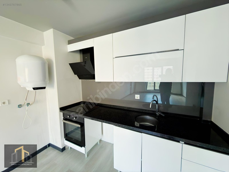 Bulvar 1011 Uzmanı Ersal'dan 1+1 Büyük Tip Ara Kat Kiralık — fotoğraf 4