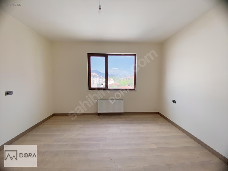 Dora'dan Kızılay Mahallesin'de Cadde Üstü Satılık 2+1 Daire — fotoğraf 8
