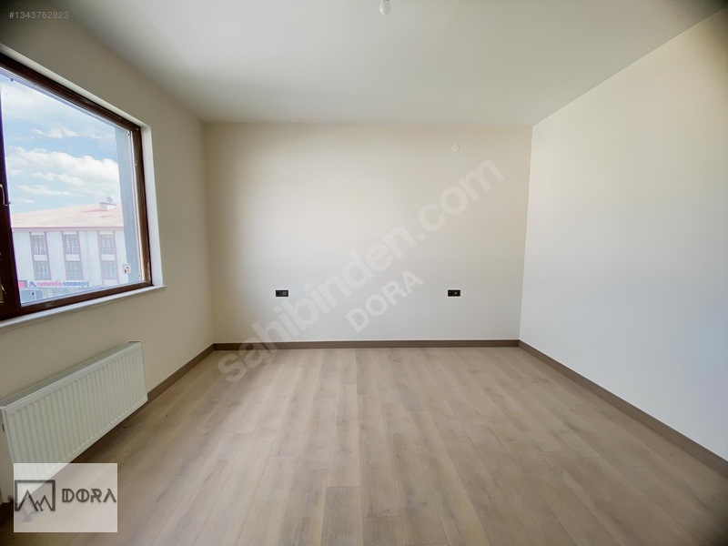 Dora'dan Kızılay Mahallesin'de Cadde Üstü Satılık 2+1 Daire — fotoğraf 9