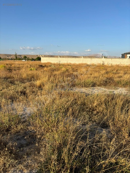 Niğde Bor Kemerhisar Cumhuriyet Mahallesi Acil Satılık Arsa — fotoğraf 3