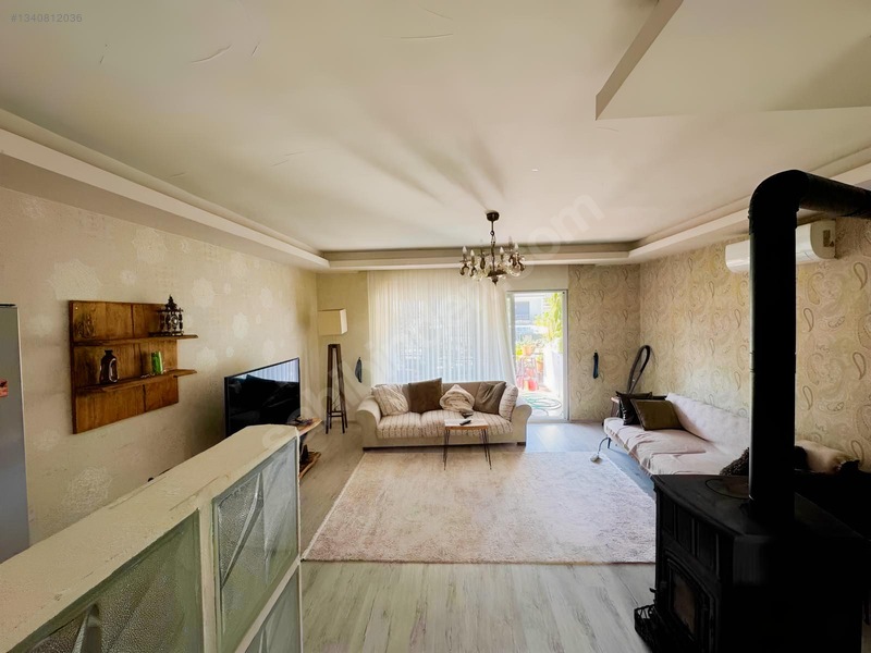 Aslanbucak Mahallesinde Site İçerisinde Satılık İkiz Villa