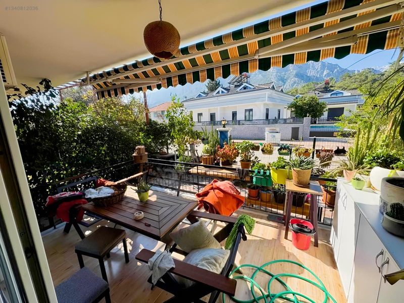 Aslanbucak Mahallesinde Site İçerisinde Satılık İkiz Villa — fotoğraf 3