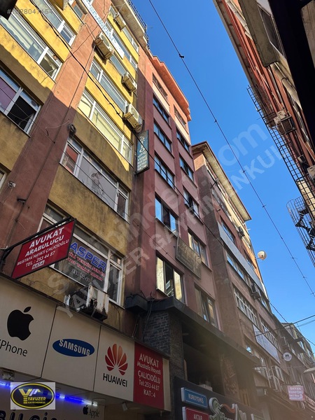 Yavuzer Gayrimenkulden Çarşı Merkezde Kiralık Ofis
