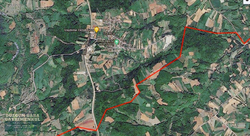Düzgün Babadan 7372 M2 Kandıra Yoluna 700mt Yakınlıkta Tam Kare