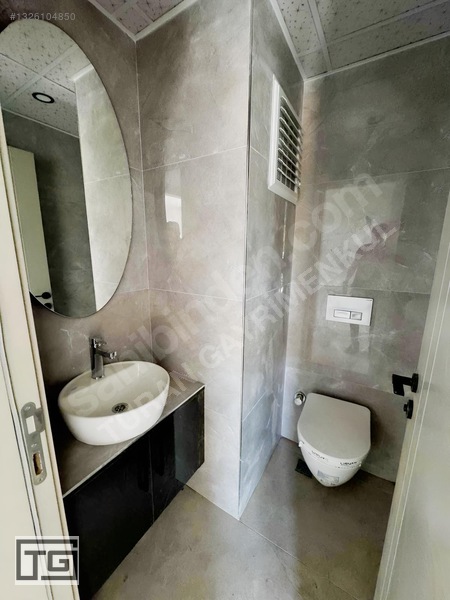 Fevzi Çakmak'da Havuzlu Katta Cadde Üzeri Lüx 2+1 — fotoğraf 14