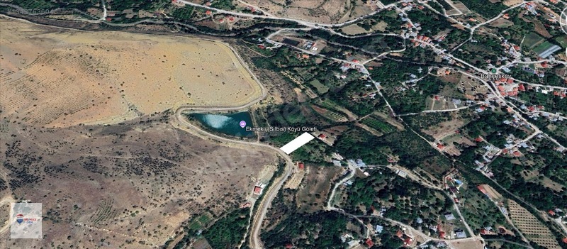 Remax Dem'den Ekmekli Köyünde Göl Manzaralı Fırsat 1800 M2 Arsa — fotoğraf 2