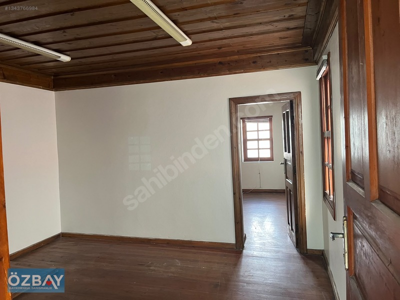 Özbay'dan Eski Adliye Karşısı 45 M2 Kiralık İşyeri — fotoğraf 5
