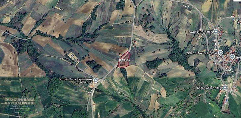 Düzgün Babadan Ana Asfalta Cephe Villa Ve Çiftlik Yapımına Uygun