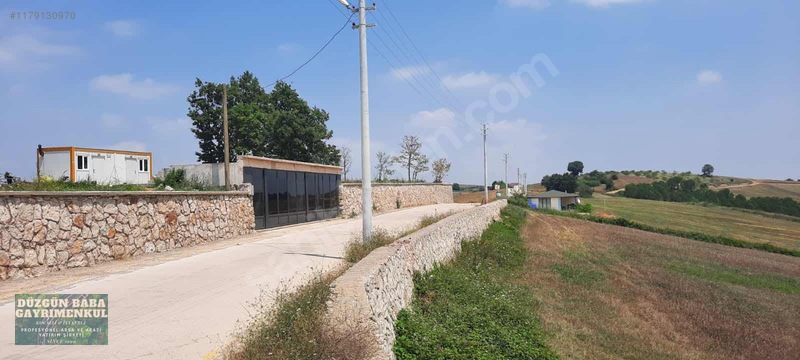 Düzgün Babadan Ana Asfalt Cepheli, Yaşam Ve Ofise Uygun Mülk — fotoğraf 9