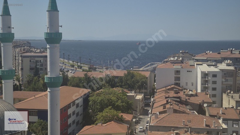 Karataşta Deniz Manzaralı Merkezi Isıtmalı Asansörlü Kiralık