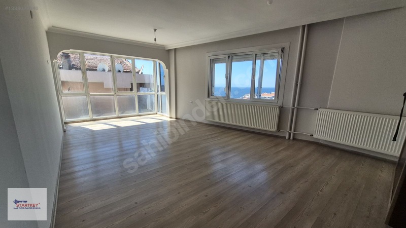 Karataşta Deniz Manzaralı Merkezi Isıtmalı Asansörlü Kiralık — fotoğraf 8