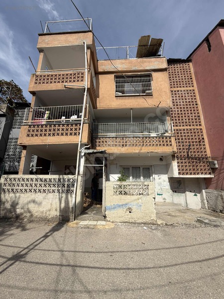 Krc'den Yeşılyurt Mah. 3,5 Katlı Müstakil Ev — fotoğraf 4