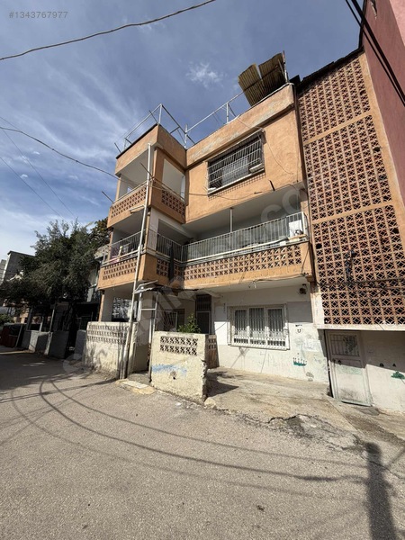 Krc'den Yeşılyurt Mah. 3,5 Katlı Müstakil Ev — fotoğraf 5