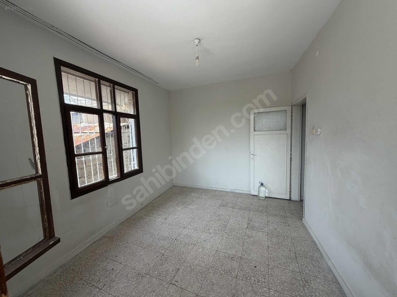 Krc'den Yeşılyurt Mah. 3,5 Katlı Müstakil Ev — fotoğraf 9