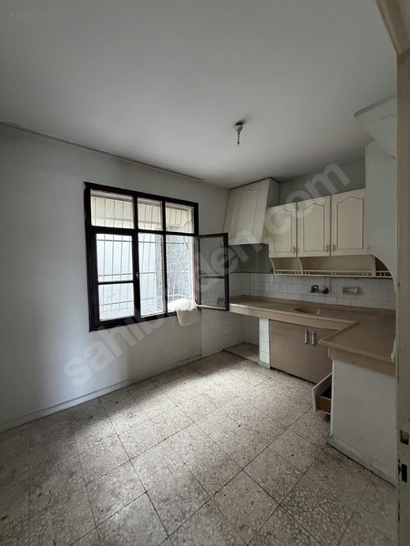 Krc'den Yeşılyurt Mah. 3,5 Katlı Müstakil Ev — fotoğraf 13