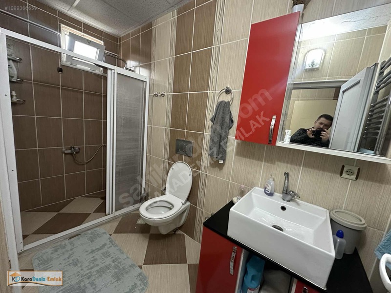 Karadeniz Emlaktan Çamurlu Mh Masrafsız Ayrı Mutfaklı 2+1 — fotoğraf 9