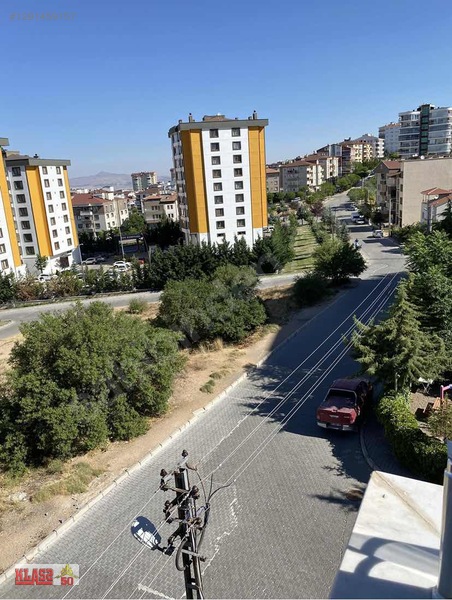 Klass 50 Emlaktan 15 Temmuz Mah Satılık Geniş 3+1 Daire — fotoğraf 4