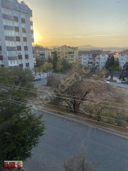 Klass 50 Emlaktan 15 Temmuz Mah Satılık Geniş 3+1 Daire — fotoğraf 16
