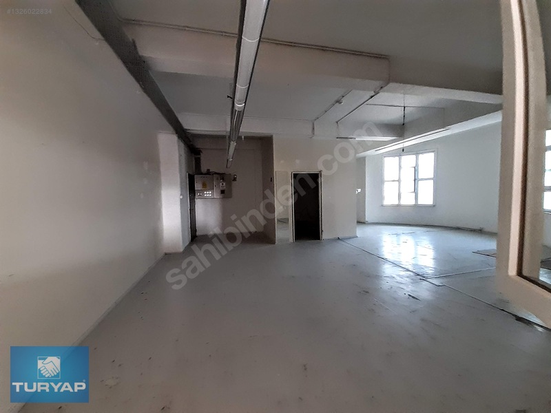 Bağcılar, Mahmutbeyde 2700m2.imalat Ve Showrooma Uygun İşyeri. — fotoğraf 4