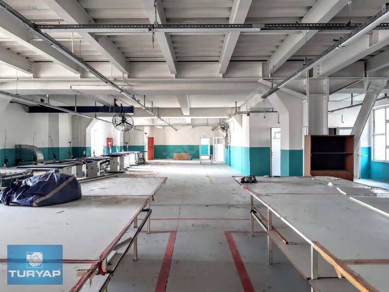 Bağcılar, Mahmutbeyde 2700m2.imalat Ve Showrooma Uygun İşyeri. — fotoğraf 12