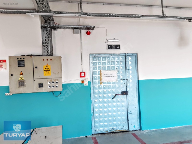 Bağcılar, Mahmutbeyde 2700m2.imalat Ve Showrooma Uygun İşyeri. — fotoğraf 13