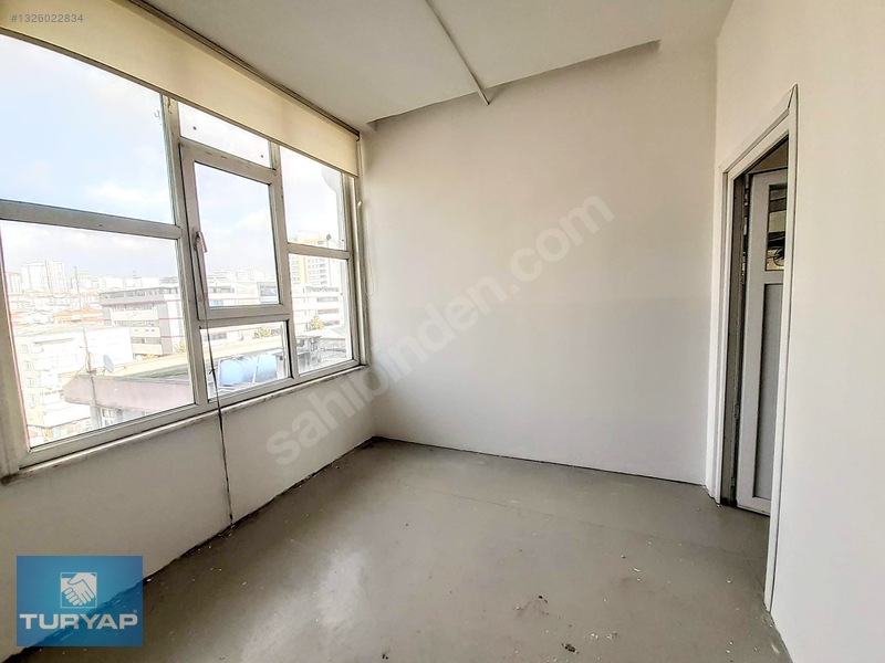 Bağcılar, Mahmutbeyde 2700m2.imalat Ve Showrooma Uygun İşyeri. — fotoğraf 14