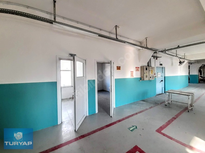 Bağcılar, Mahmutbeyde 2700m2.imalat Ve Showrooma Uygun İşyeri. — fotoğraf 15
