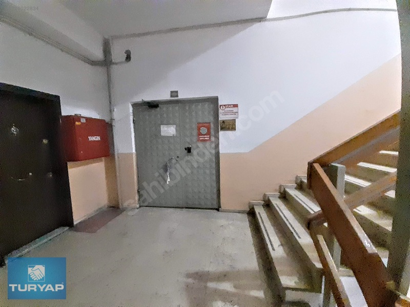 Bağcılar, Mahmutbeyde 2700m2.imalat Ve Showrooma Uygun İşyeri. — fotoğraf 21