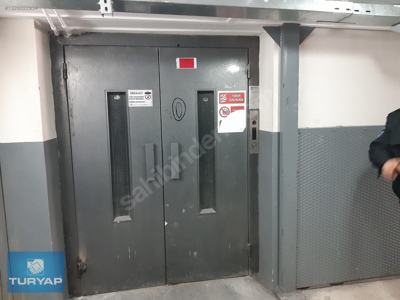 Bağcılar, Mahmutbeyde 2700m2.imalat Ve Showrooma Uygun İşyeri. — fotoğraf 22