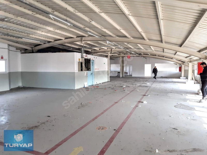 Bağcılar, Mahmutbeyde 2700m2.imalat Ve Showrooma Uygun İşyeri. — fotoğraf 24