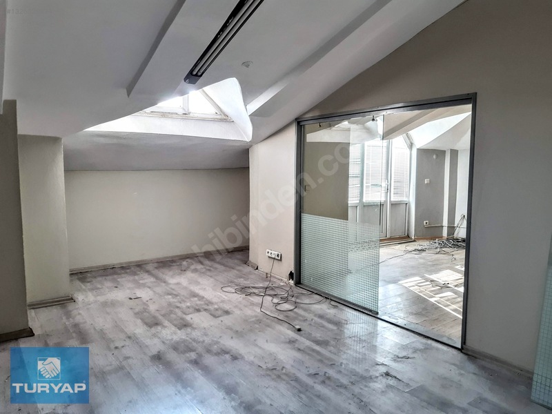 Bağcılar, Mahmutbeyde 2700m2.imalat Ve Showrooma Uygun İşyeri. — fotoğraf 28