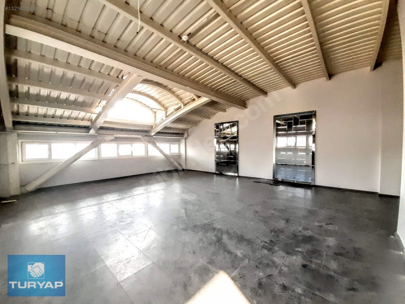 Bağcılar, Mahmutbeyde 2700m2.imalat Ve Showrooma Uygun İşyeri. — fotoğraf 31
