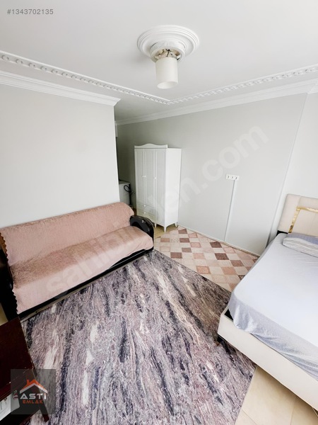Ünüversiteye Yürüme Mesafesinde Kiralık 1+0 Daire