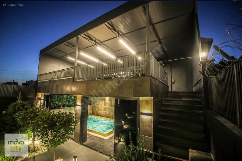Binevlerde 3 Katlı Havuzlu Full Yapılı Emsalsiz Lüx Villa — fotoğraf 2