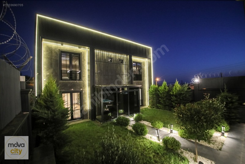 Binevlerde 3 Katlı Havuzlu Full Yapılı Emsalsiz Lüx Villa — fotoğraf 4