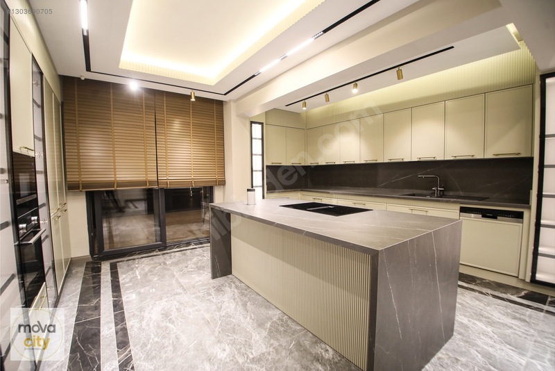 Binevlerde 3 Katlı Havuzlu Full Yapılı Emsalsiz Lüx Villa — fotoğraf 10